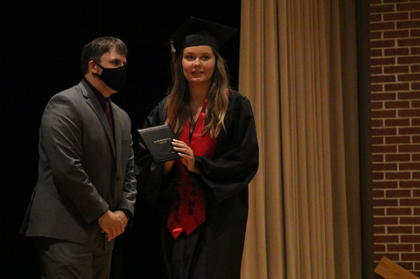 IFA_Grad1668.JPG